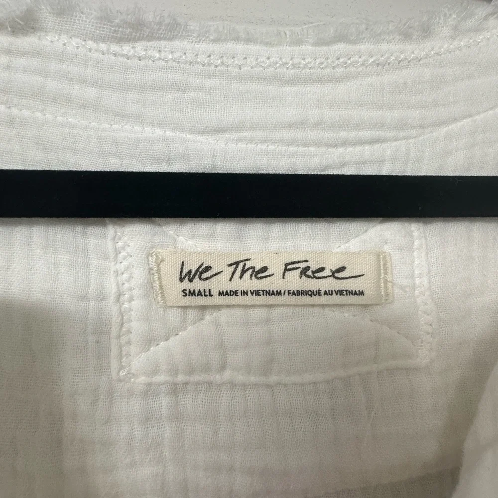 Free People White Casual Button Down Shirt - Picture 2 of 7